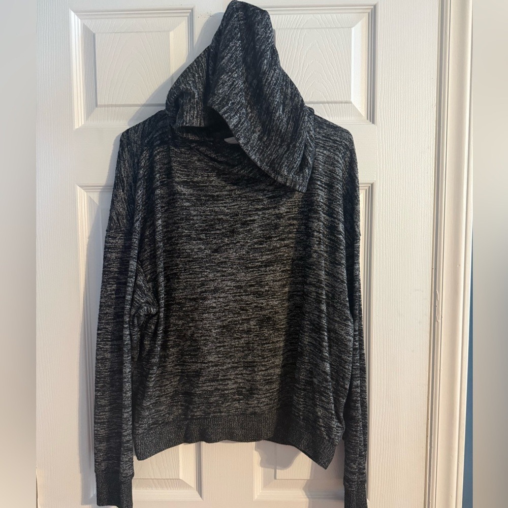 GAP Marled Knit Cowl Neck Sweater Size Large Gray Lightweight Pullover